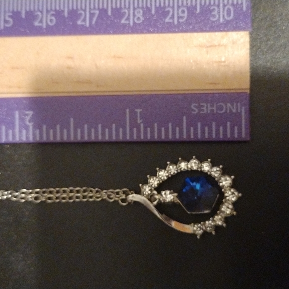 Floating Blue Topaz Rhinestone necklace - Picture 5 of 7